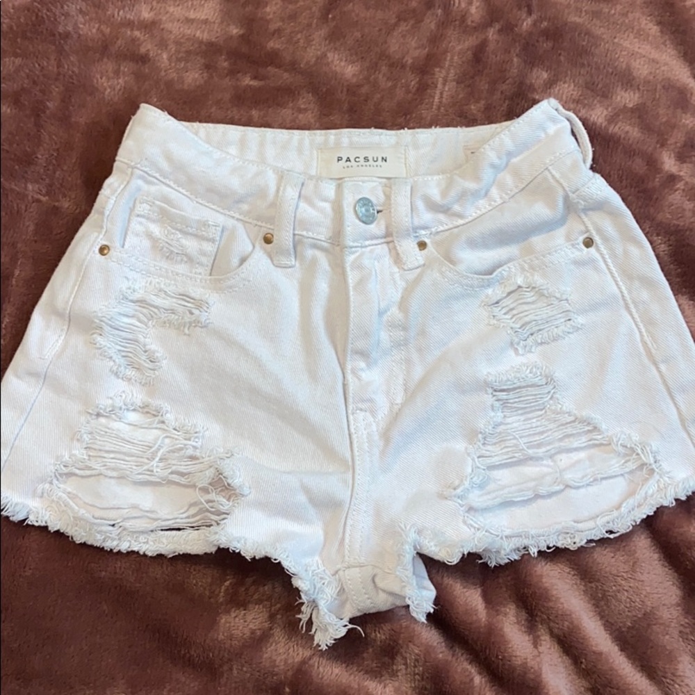 white Pacsun shorts